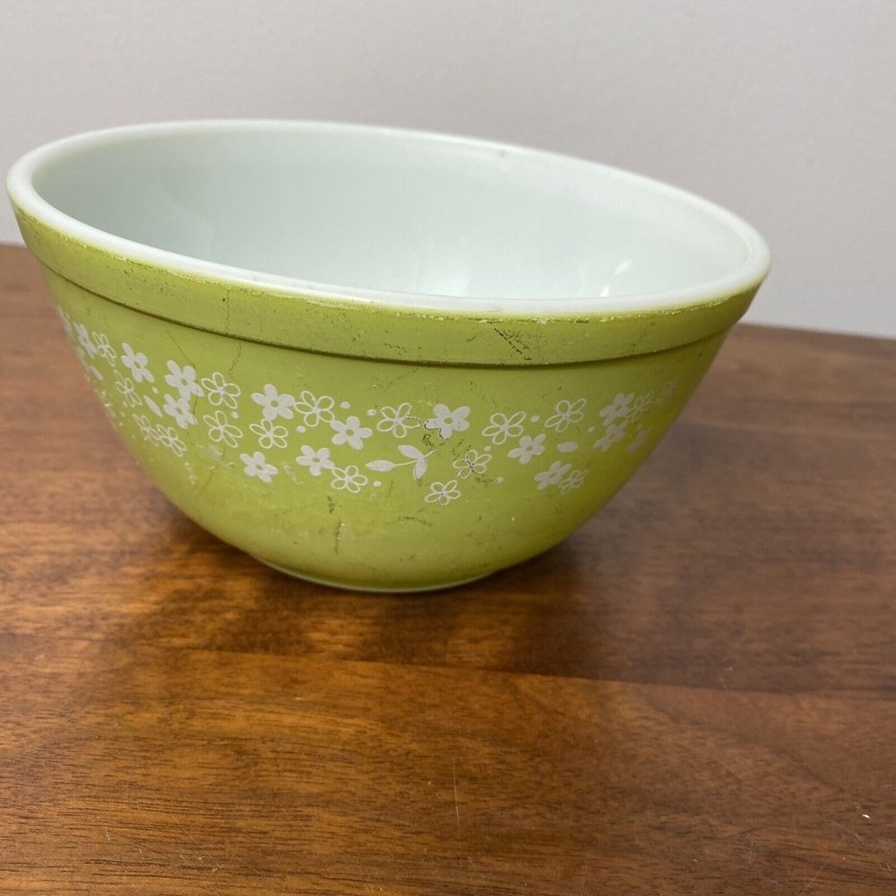 Vintage Pyrex Spring Blossom Crazy Daisy Nesting Mixing Bowl 402 Mixing Bowl
